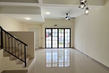 Monet Springtime @ Sunsuria City