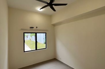 Monet Springtime @ Sunsuria City