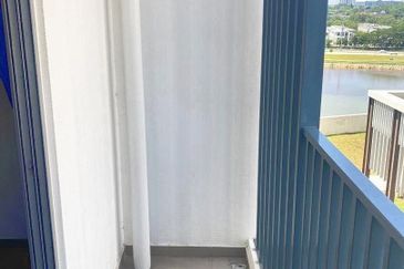 LakeFront Residence Cyberjaya