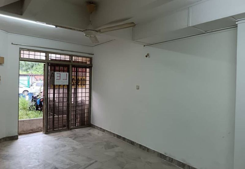 Taman Mesra, Batu Tiga