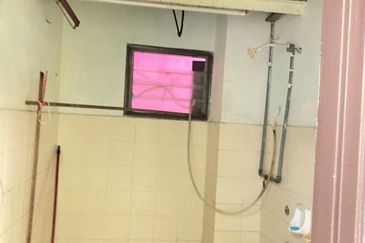 Sukma Shop Apartment