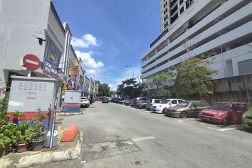 Kuarters Klia 2 Storey Shoplot