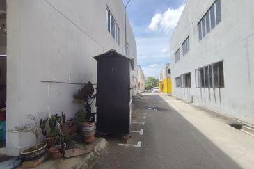 Kuarters Klia 2 Storey Shoplot