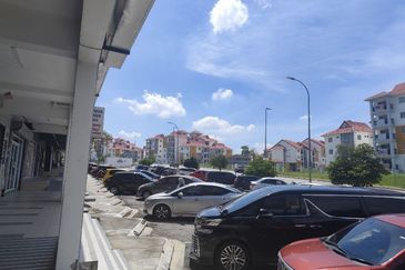 Kuarters Klia 2 Storey Shoplot