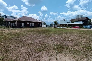 Kampung Sungai Tangkas