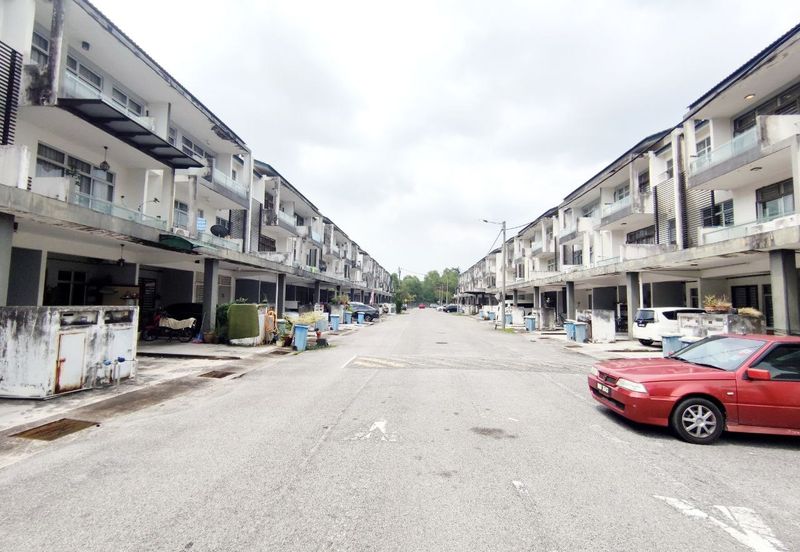 Desa Saujana, Bandar Saujana Putra