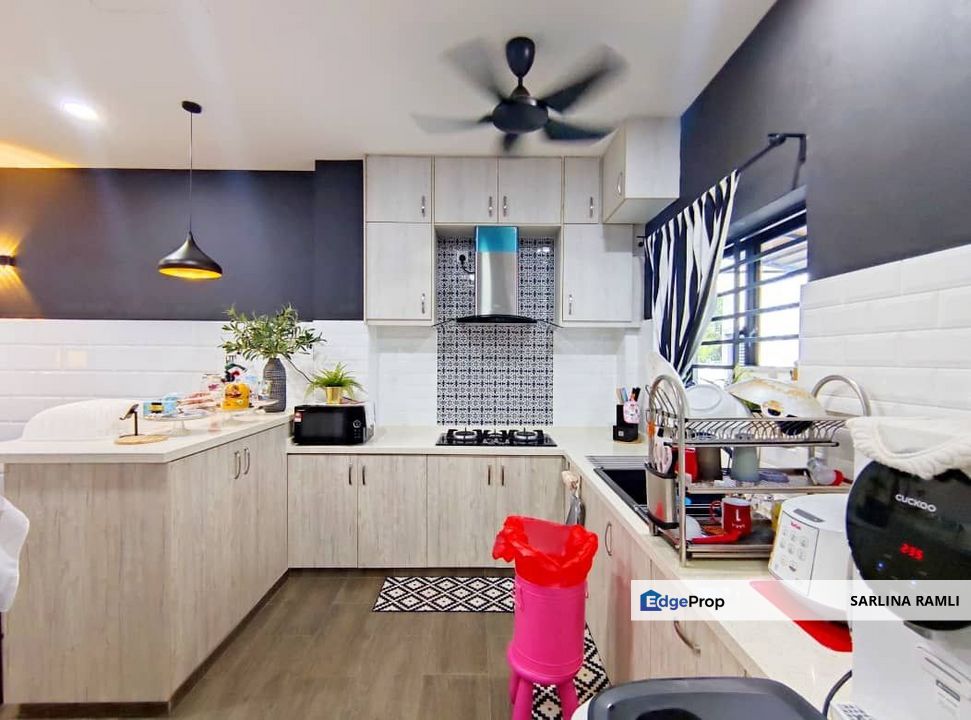 Bandar Saujana Putra 3, Renovated 2 Storey Terrace, Selangor, Jenjarom