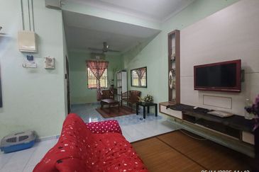 TAMAN MASJID TANAH RIA