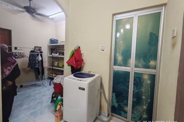 TAMAN MASJID TANAH RIA