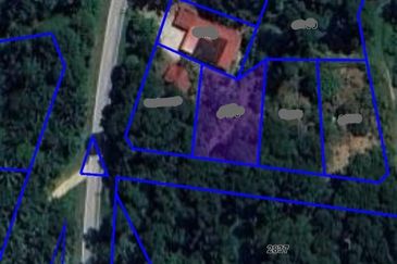 KAMPUNG TERSUSUN CHANGKAT LADA