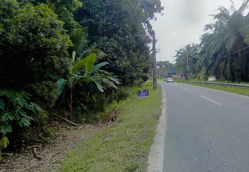 KAMPUNG TERSUSUN CHANGKAT LADA