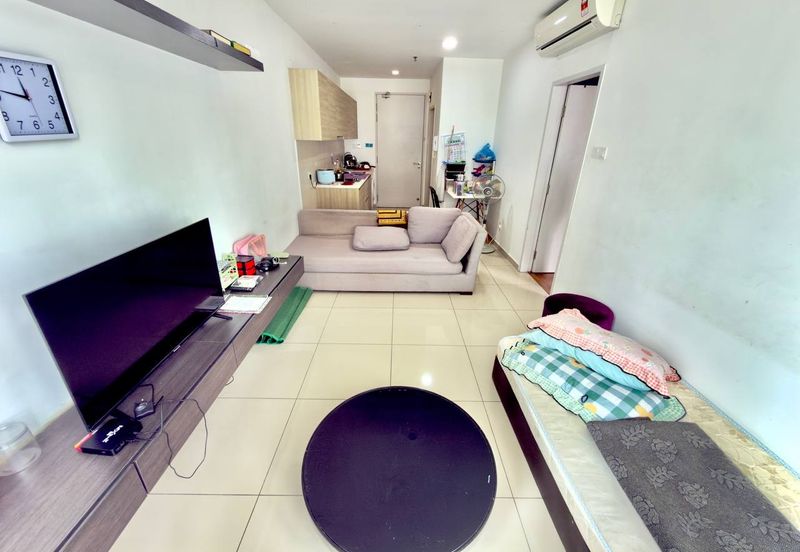 I Residence @ I City