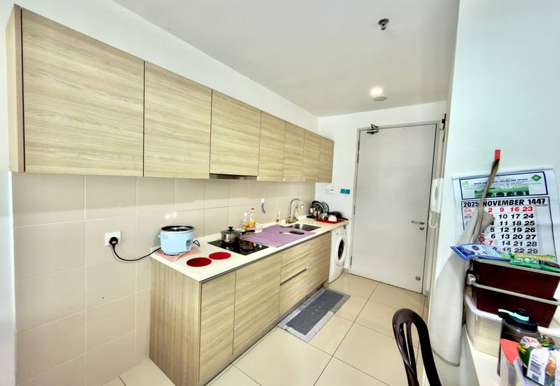 I Residence @ I City