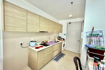 I Residence @ I City