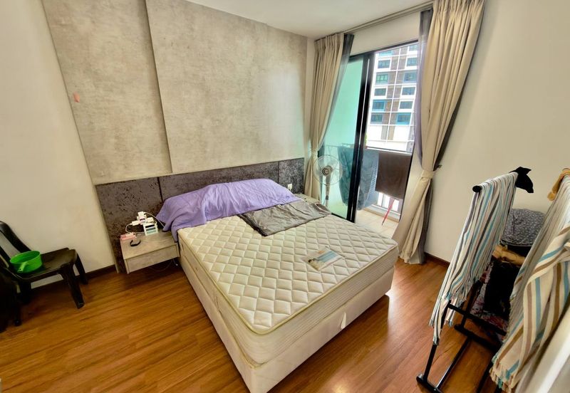 I Residence @ I City