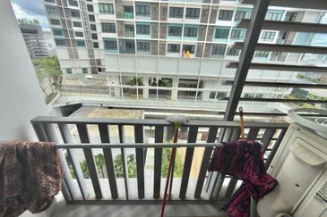 I Residence @ I City