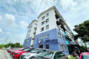 Rumah Pangsa Pandamaran