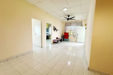 Rumah Pangsa Pandamaran