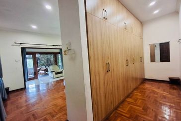 Bangi Golf Resort Bungalow Resort Style