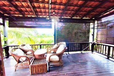 Bangi Golf Resort Bungalow Resort Style