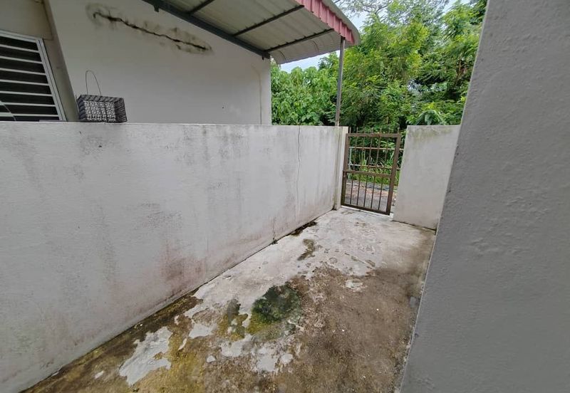 Taman Salak Baiduri, Labu