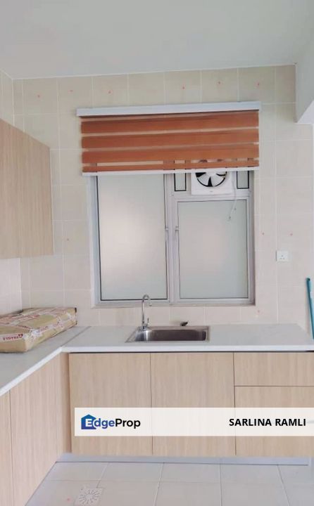 Bangi Avenue  Residensi Adelia With Furnish, Selangor, Bangi