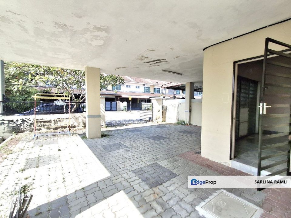 Pengkalan /Botani Ipoh NEAR SURAU| CORNER LOT Single Storey Terrace house, Perak, Kinta