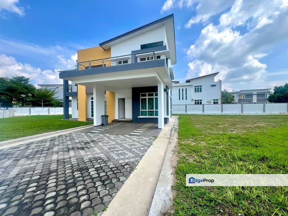 Vista Kirana Ayer Keroh Melaka, 2 Storey Bungalow House For Sale, Spacious Land, Melaka, Melaka Tengah