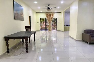 Desa Pinggiran Putra