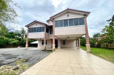 Desa Pinggiran Putra