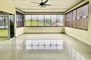 Desa Pinggiran Putra