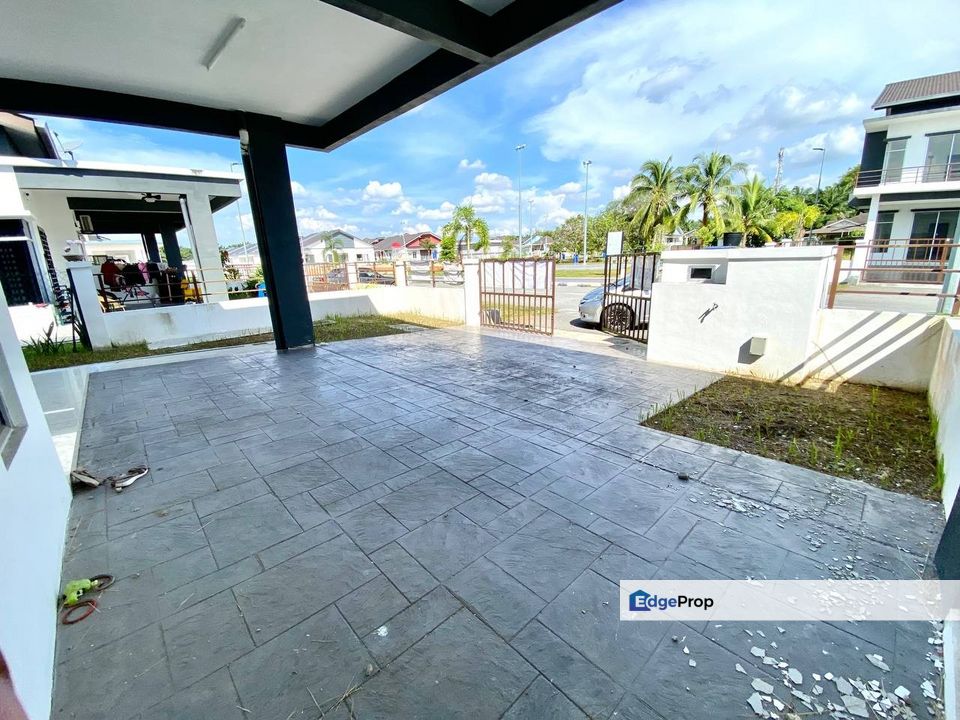 Taman Changgang Jaya Banting, 1 Storey Semi-D House For Sale, Good Condition, Selangor, Banting