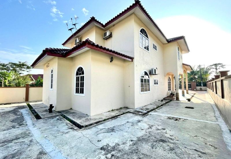 Kampung Abu Bakar Baginda