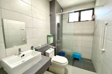 Setia Warisan Tropika (Belladonna)