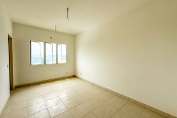 De Bayu Apartment @ Setia Alam