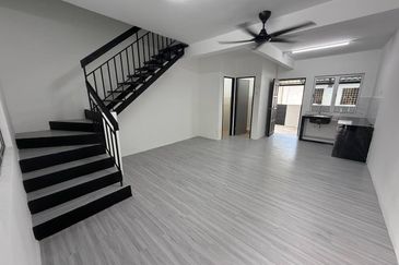 Taman Tasik Semenyih (Lake Residence)