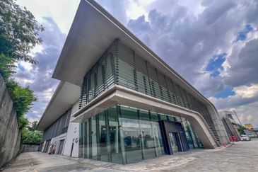 Kawasan Perniagaan Desa Ria Balakong