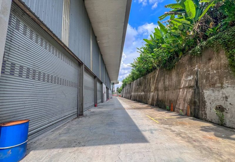 Kawasan Perniagaan Desa Ria Balakong