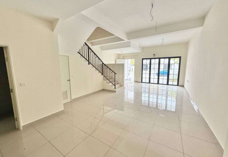 Monet Springtime @ Sunsuria City