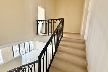 Monet Springtime @ Sunsuria City