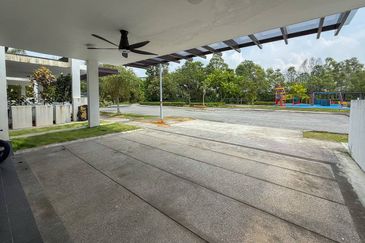 Duta Villa, Presint 14