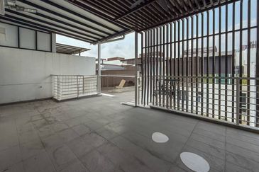 Duta Villa, Presint 14