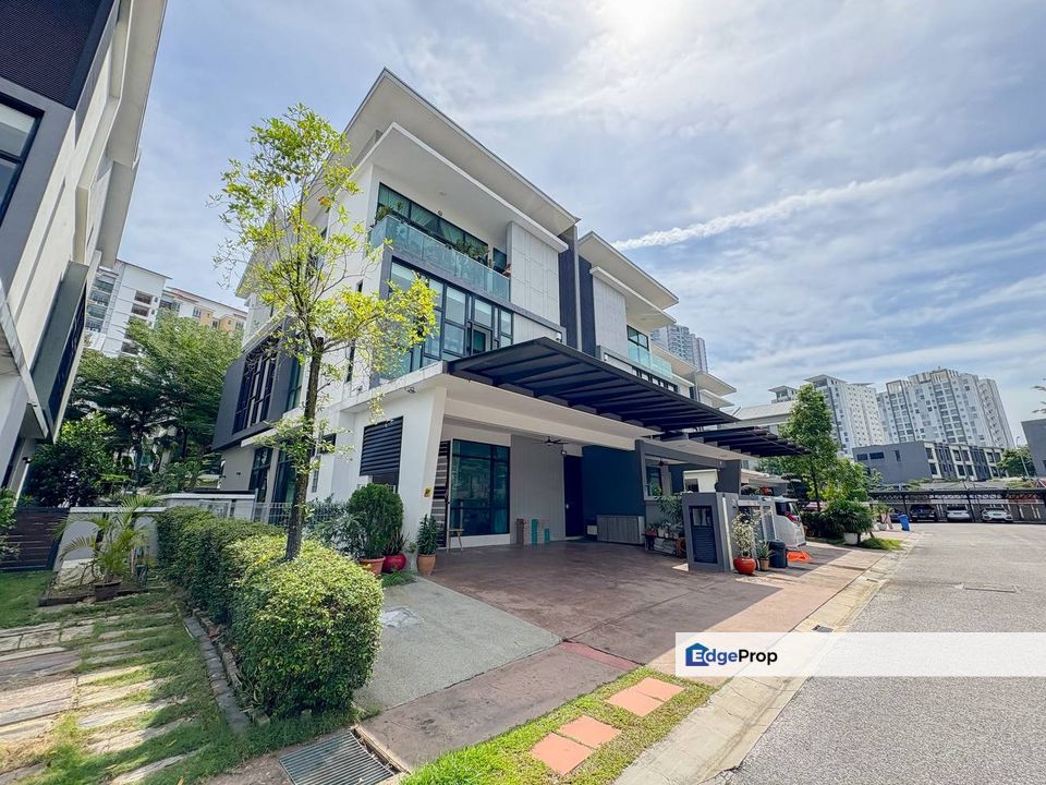 The Park Laman Serdang Seri Kembangan, 3 Storey Semi-D House For Sale, Facing South, Selangor, Seri Kembangan