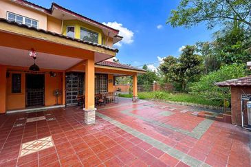 Taman Saujana Puchong