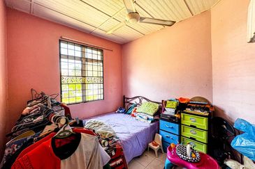 Desa Pinggiran Putra