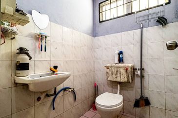 Desa Pinggiran Putra