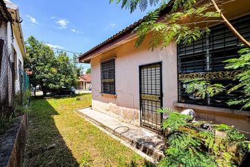 Desa Pinggiran Putra