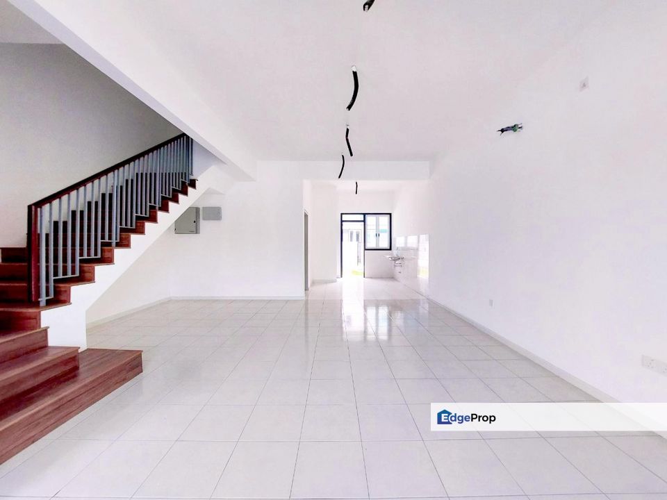 Ariya Serenia Dengkil Sepang, 2 Storey House For Sale, Facing Open, Selangor, Sepang