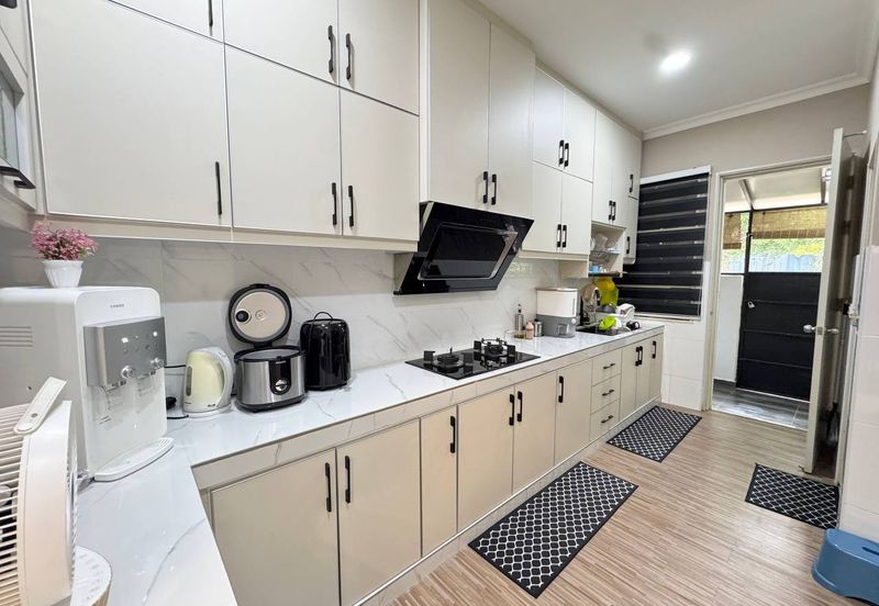 Kota Puteri, Batu Arang