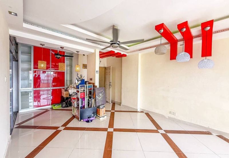 SuriaMas, Taman Sri Subang